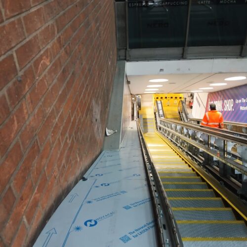 Stainless steel cladding London Bridge Station Stainless steel cladding London Bridge Station